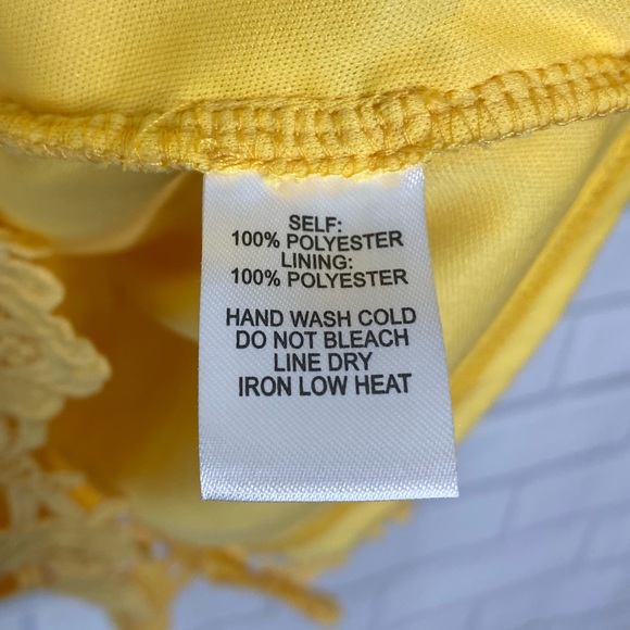 Lulus Love Poem Yellow Lace Mini Dress size Extra Small - Picture 8 of 8